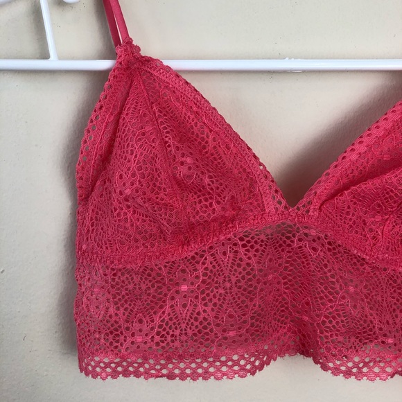 Victoria’s Secret Small Bra Lace Bralette - Picture 2 of 8